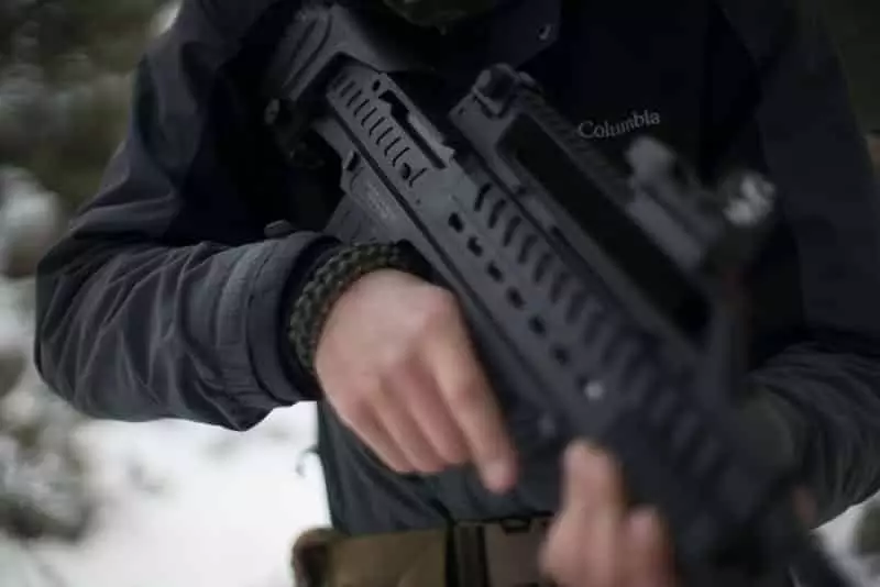 semi auto magazine fed rifles