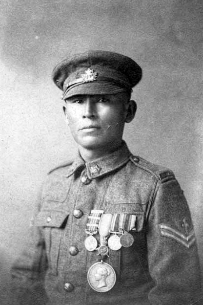 francis pegahmagabow kimdir